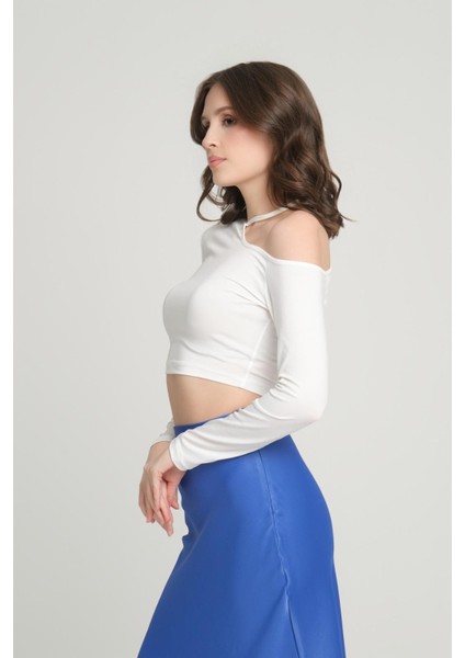 Kadın Boyunda Biyeli Bluz indirimleri