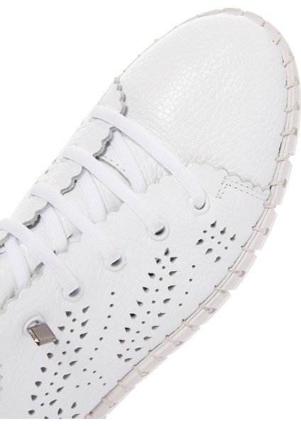 Kadın Beyaz Bağcıklı Desenli Deri Comfort Sneaker 25SFD5006FT