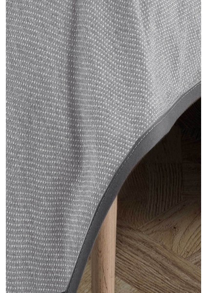 Çift Kişilik Dört Mevsim Gri Pike Yatak Örtüsü, Şık ve Konforlu Uyku Ortamı Sağlar. modelleri