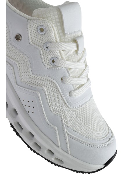 Kadın Bej Bağcıklı Kalın Tabanlı Sneaker 25SFE495714