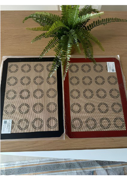 Yıkanabilir Silikon Pişirici Mat, Makaron Desenli, 40X30 Cm, Siyah Veya Kırmızı