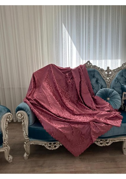 Kaymaz Tabanlı Pembe Tay Tüyü Çekyat ve Koltuk Örtüsü 175X210 cm