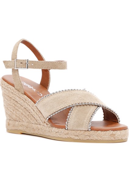 Kadın Bej Bilekten Bantlı Dolgu Topuklu Süet Deri Espadril Sandalet 25SFD205910
