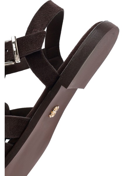 Kadın Kahverengi Bilekten Bantlı Süet Deri Sandalet 25SFD160810