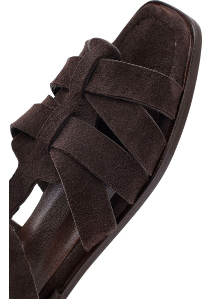 Kadın Kahverengi Bilekten Bantlı Süet Deri Sandalet 25SFD160810