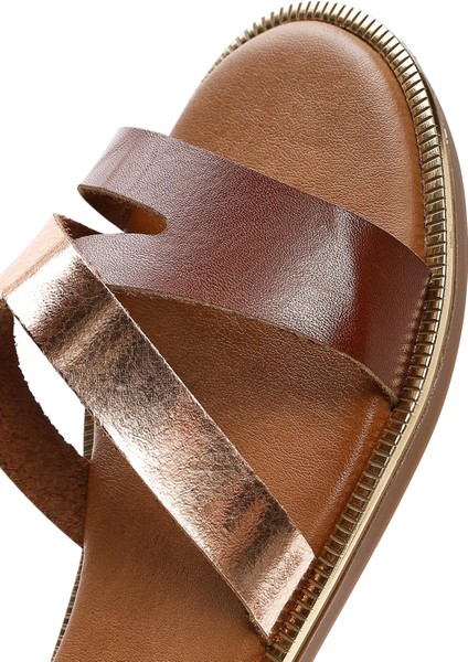 Kadın Kahverengi Bilekten Tokalı Deri Sandalet 25SFD360814