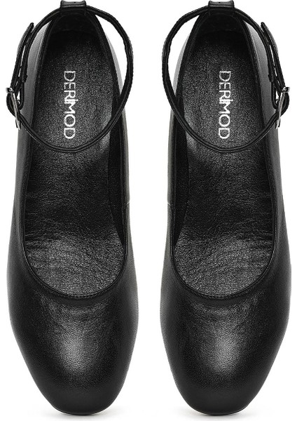 Kadın Siyah Bilekten Bantlı Kısa Kalın Topuklu Deri Ayakkabı 25SFD410918