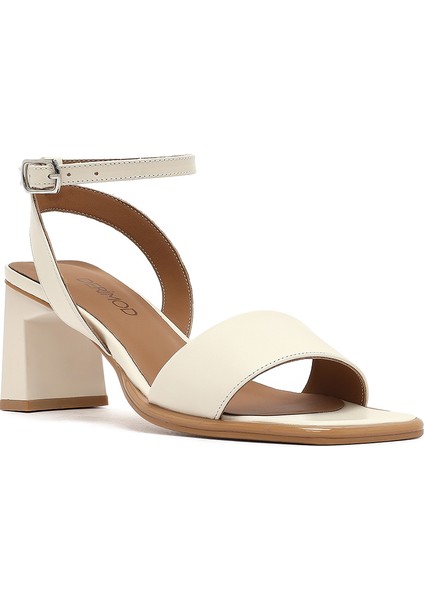 Kadın Siyah Bilekten Tokalı Kalın Topuklu Deri Sandalet 25sfd131218