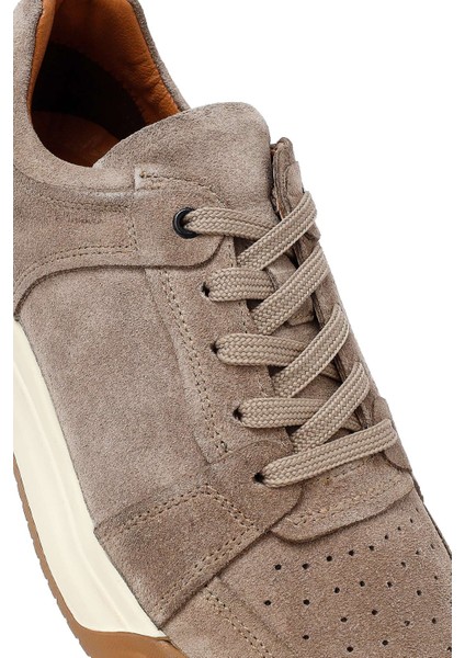Erkek Bej Bağcıklı Süet Deri Sneaker 25SFD641710
