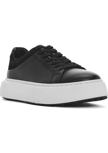 Erkek Siyah Bağcıklı Kalın Tabanlı Deri Sneaker 25SFD641618