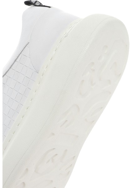 Erkek Beyaz Bağcıklı Kalın Tabanlı Deri Sneaker 25SFD641418