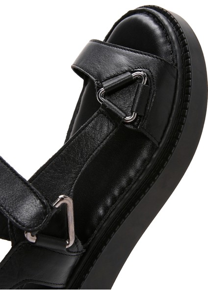 Kadın Siyah Deri Comfort Sandalet 25SFD340618