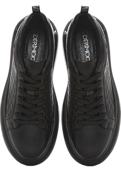 Erkek Siyah Bağcıklı Kalın Tabanlı Deri Sneaker 25SFD641418