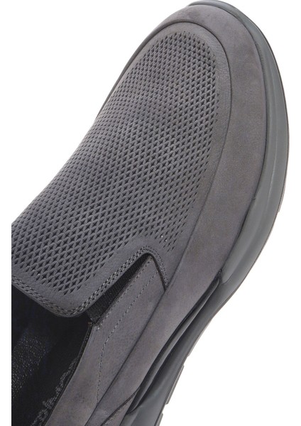 Erkek Gri Kalın Tabanlı Nubuk Deri Comfort Casual Ayakkabı 25SFD6412V3