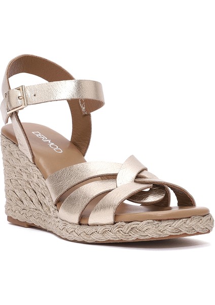 Kadın Altın Bilekten Tokalı Dolgu Topuklu Metalik Deri Espadril Sandalet 25SFD153332