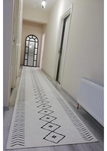 Yolluk Halı – Kaymaz Tabanlı, Yıkanabilir, Yumuşak Dokulu, Şık ve Dayanıklı Tasarım (Iskandinav Yolluk) fiyatları