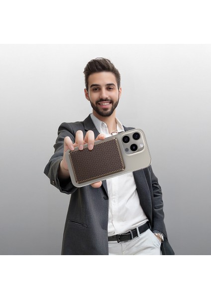 MP15 Armorgo M-Safe Şarj Özellikli Armortint Serisi Aramid Fiber Powerbank 15W 5000MAH Gold fırsatları