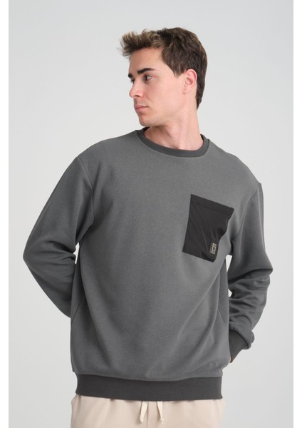 Erkek Yumuşacık Kumaşlı Oversize Fit Yuvarlak Yakalı Füme Sweatshirt modelleri