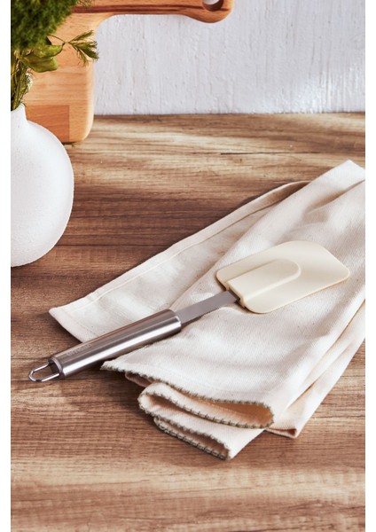 Beyaz Küçük Modern Spatula, Pratik ve Şık Mutfak Gereci