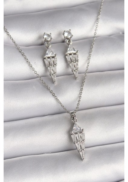 316L Çelik Gümüş Renk Zincir Sallantı Zirkon Taş Model Kadın Kolye Küpe Seti