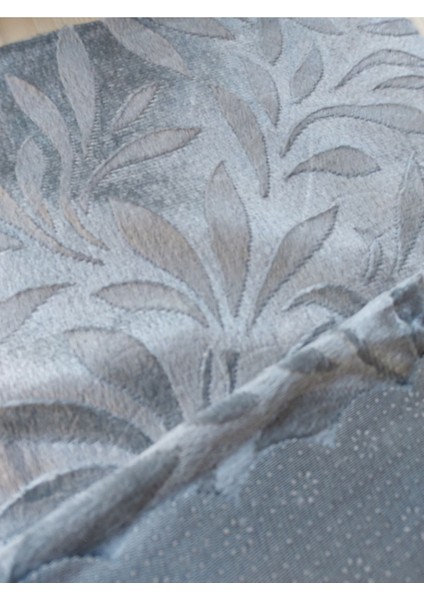 Kaymaz Altlı Koltuk ve Çekyat Örtüsü, Şık ve Koruyucu, Gri Renk, Dayanıklı Kumaş.