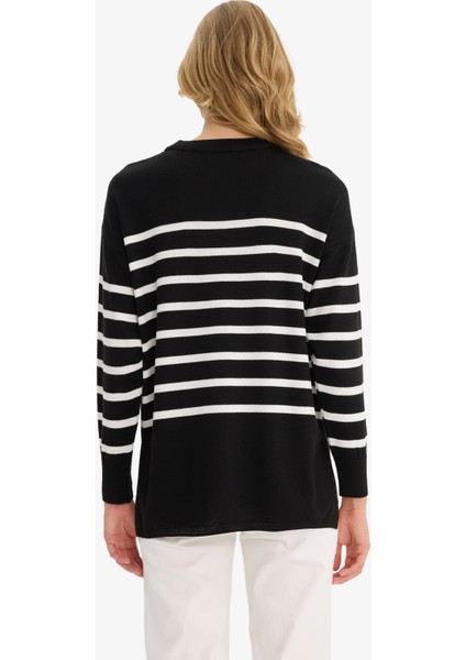 Relax Fit Çizgili Bisiklet Yaka Triko Kazak Tunik S7517AZ25WN fırsatları