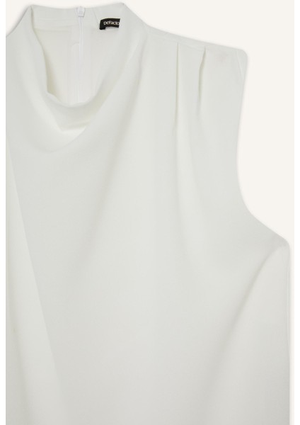 Regular Fit Balıkçı Yaka Krep Kolsuz Bluz F9149AX25WN