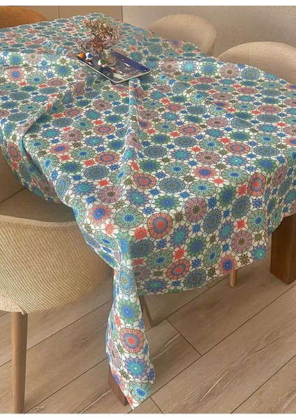 Turkuaz Renkli Leke Tutmayan, Şık ve Kolay Temizlenen Masa Örtüsü fiyatları