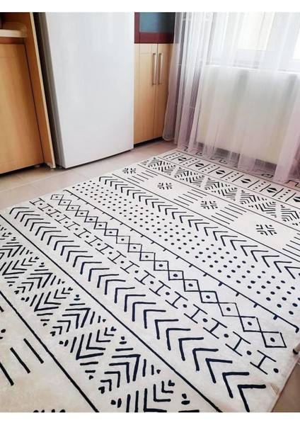 Yolluk Halı – Kaymaz Tabanlı, Yıkanabilir, Yumuşak Dokulu, Şık ve Dayanıklı Tasarım (Perez Yolluk) modelleri