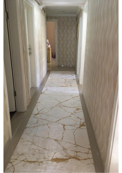 Yolluk Halı – Kaymaz Tabanlı, Yıkanabilir, Yumuşak Dokulu, Şık ve Dayanıklı Tasarım (Mermer Gold Yolluk) fiyatları