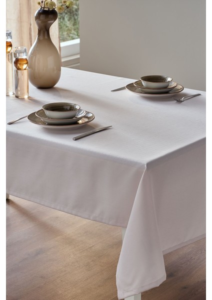 Krem Renkli 140X240CM Masa Örtüsü, Şık ve Zarif Tasarım fiyatları