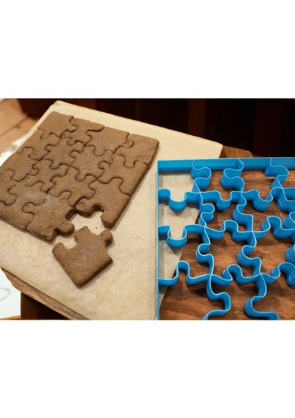 Çok Renkli Büyük Boy Puzzle Kurabiye Kalıbı, Eğlenceli ve Şık Tasarım