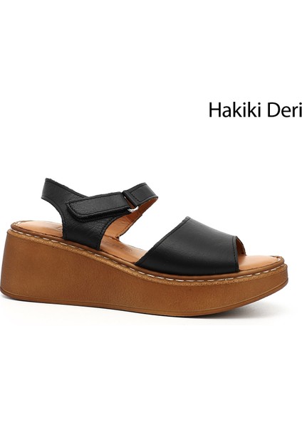 Kadın Siyah Dolgu Taban Hakiki Deri Sandalet