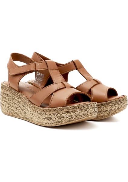Kadın Taba Antik Cırt Bantlı Dolgu Topuk Hakiki Deri Sandalet fiyatları