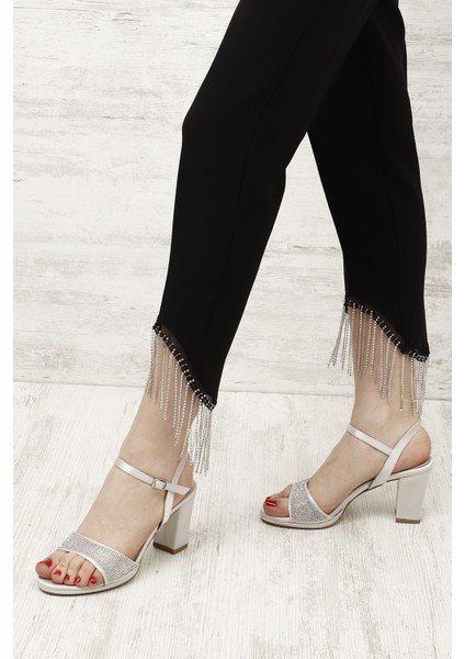 Kadın Gümüş Bilekten Bağlı Platform Topuklu Sandalet fiyatları