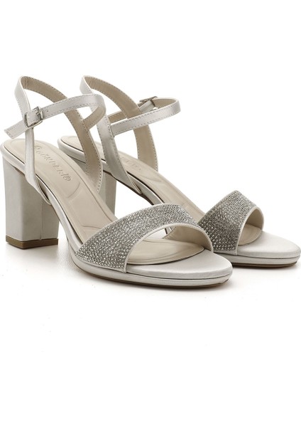 Kadın Gümüş Bilekten Bağlı Platform Topuklu Sandalet modelleri
