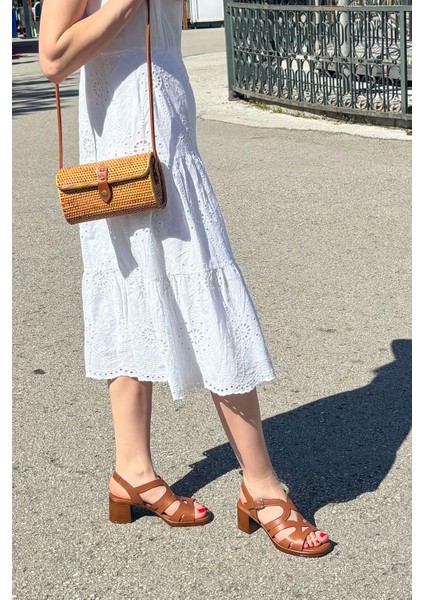 Kadın Taba Kalın Topuklu Hakiki Deri Sandalet fiyatları