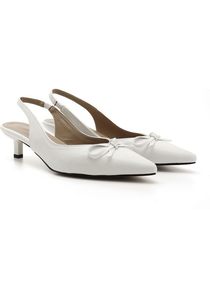 Kadın Beyaz Kısa İnce Topuklu Fiyonklu Arkası Açık Ayakkabı modelleri