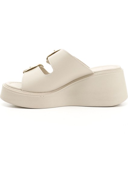 Kadın Bej Dolgu Topuk Tokalı Terlik fırsatları