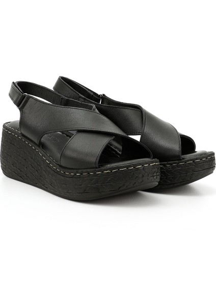 Kadın Siyah Cırt Bantlı Dolgu Topuk Hakiki Deri Sandalet fiyatları