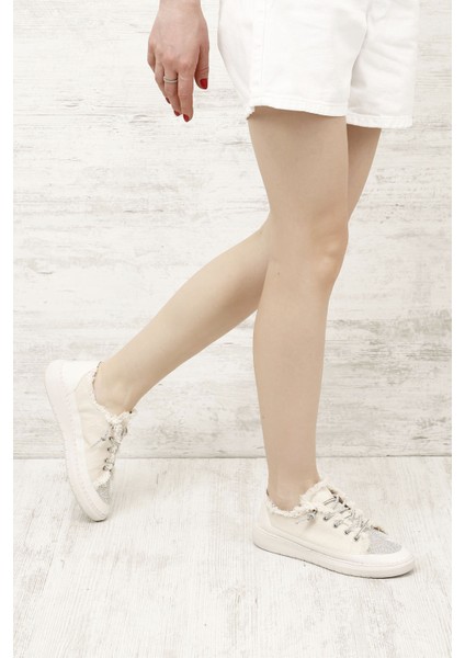 Kadın Bej Kot Triko Taşlı Comfort Sneaker fiyatları