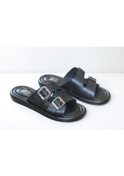 Siyah Hakiki Deri Kadın Tokalı Terlik
