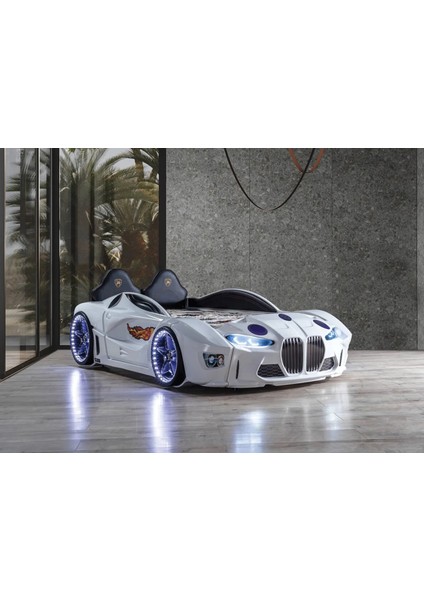 Gtm Premium Arabalı Kırmızı Kumandalı Işık ve Ses Sistemli Çocuk Karyolası Beyaz