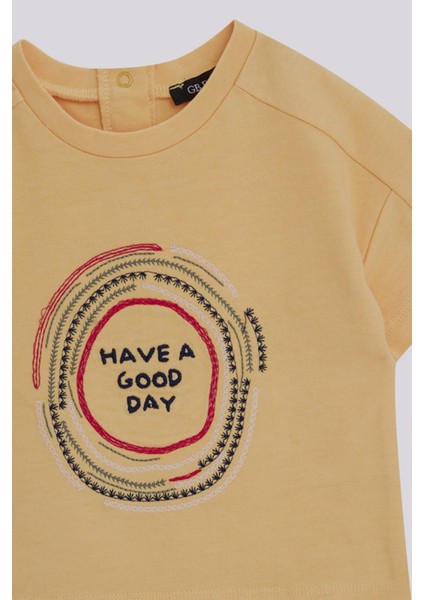 Bg Store Erkek Bebek Hardal Tshirt modelleri