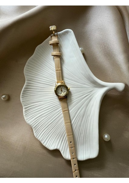 Retro Minimal Deri Kordon Vintage Kadın Kol Saati Minik fırsatları
