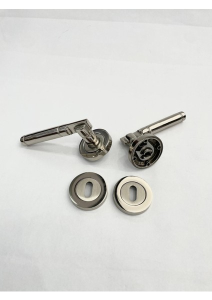 Aras Lüks Kapı Kolu - Nikel Saten Daire Rozetli - 1 Takım - No: 10-1 fiyatları