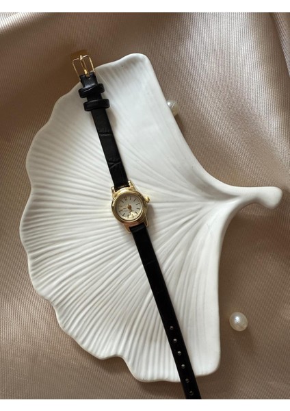 Retro Minimal Deri Kordon Vintage Kadın Kol Saati Minik modelleri