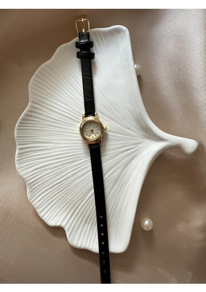 Retro Minimal Deri Kordon Vintage Kadın Kol Saati Minik