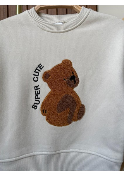 Erkek Çocuk Pamuklu Ekru Pelüş Ayıcık Baskılı Sweatshirt ve Desenli Pantolon Takım fırsatları