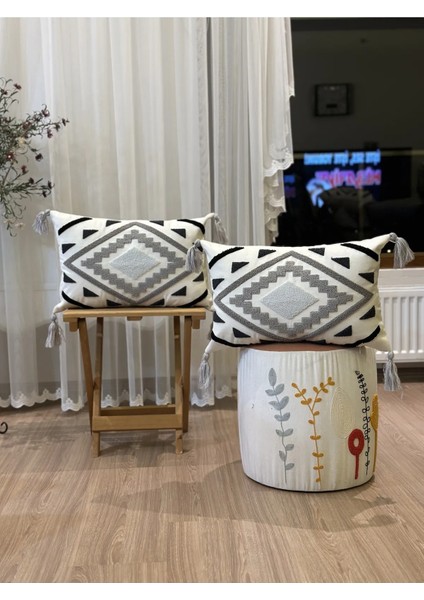 2'li Punch Işlemeli Geometrik Panç Nakışlı Kırlent Kılıf
